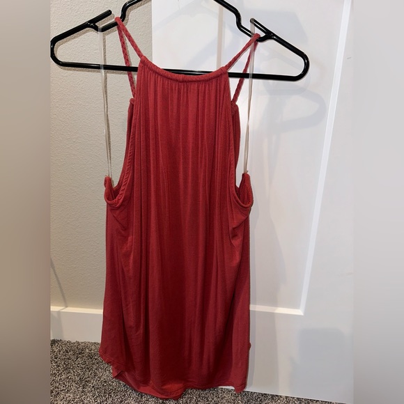 tank top - Picture 2 of 3